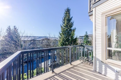 3 3065 Dayanee Springs Boulevard, Coquitlam, BC