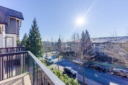 3 3065 Dayanee Springs Boulevard, Coquitlam, BC