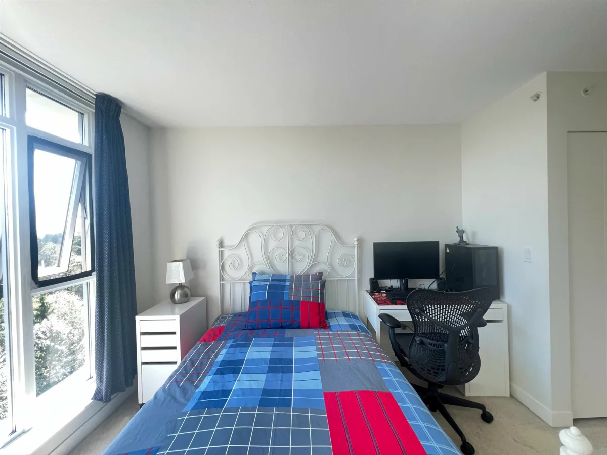 Entry Foyer Photo of 1207 7090 Edmonds Street, Burnaby, BC