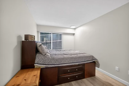 Bedroom 3 Photo of 104 1390 Martin Street, White Rock, BC