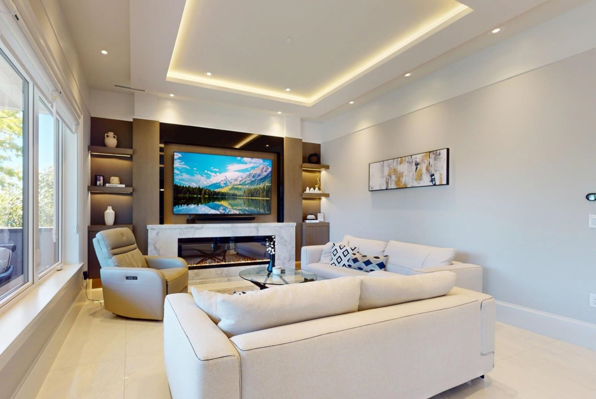 Walk-In Closet Photo of 4014 W 36th Avenue, Vancouver, BC