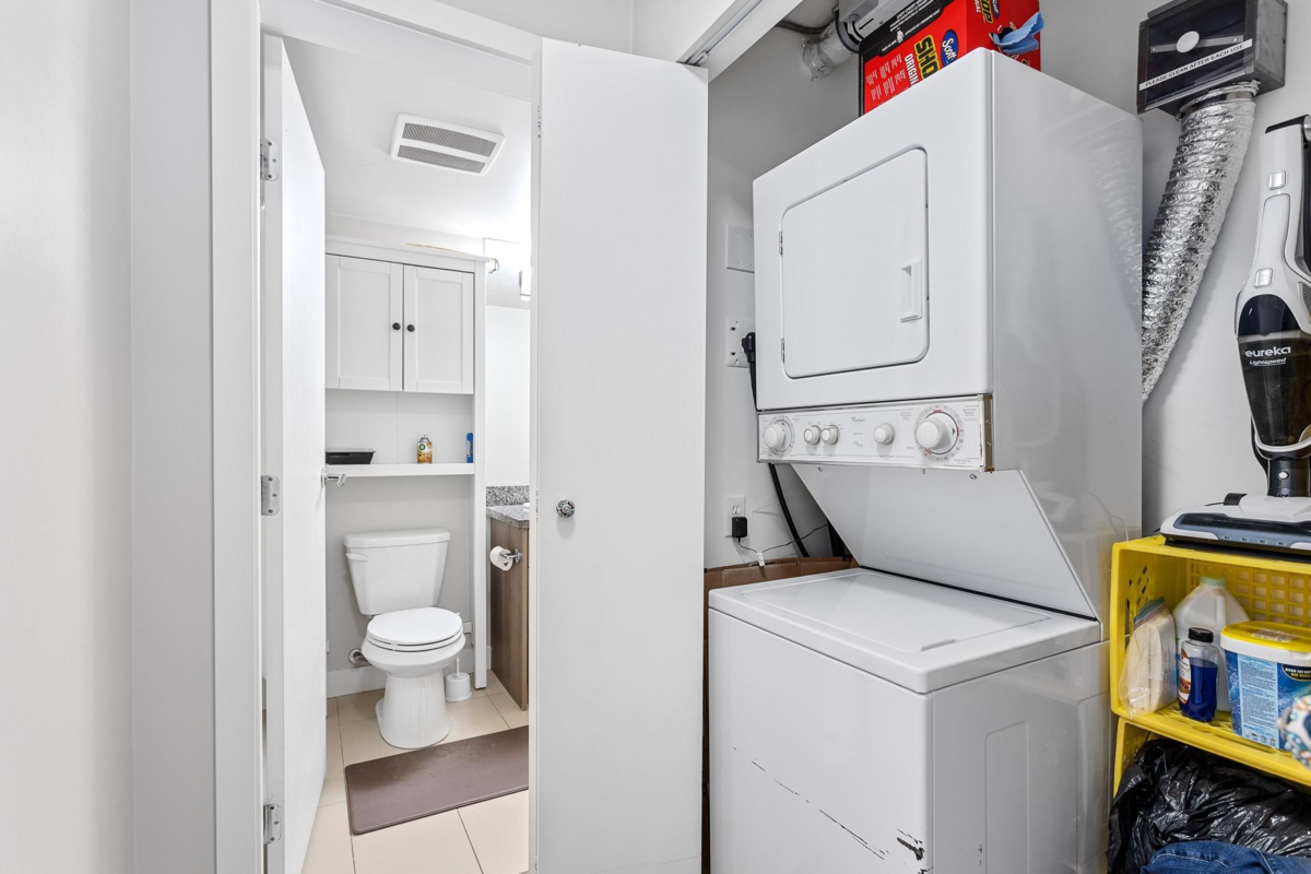 Hallway Photo of 315 12075 Edge Street, Maple Ridge, BC