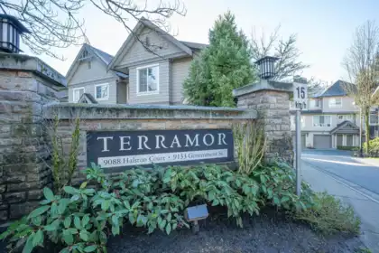 92 9088 Halston Court, Burnaby, BC, Burnaby — Townhouse for sale
