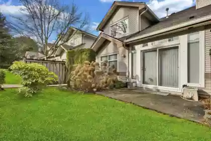 16 11860 River Road, Surrey, BC, Surrey — Townhouse for sale