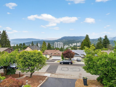 Backyard Photo of 1052 Corona Crescent, Coquitlam, BC
