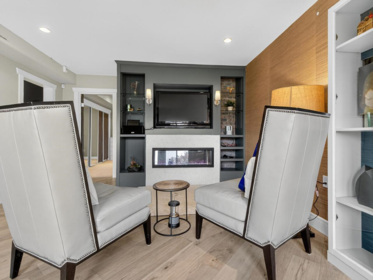 Entry Foyer Photo of 1052 Corona Crescent, Coquitlam, BC