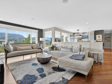 1052 Corona Crescent, Coquitlam, BC, Chineside — 4 bed single family residence for sale