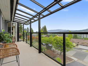 Kitchen Photo of 1052 Corona Crescent, Coquitlam, BC