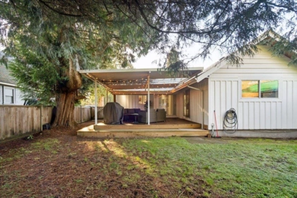Mudroom Photo of 21339 Dewdney Trunk Road, Maple Ridge, BC