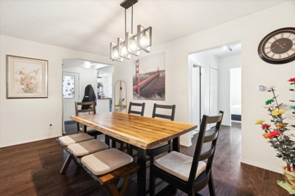 Primary Bedroom Photo of 21339 Dewdney Trunk Road, Maple Ridge, BC