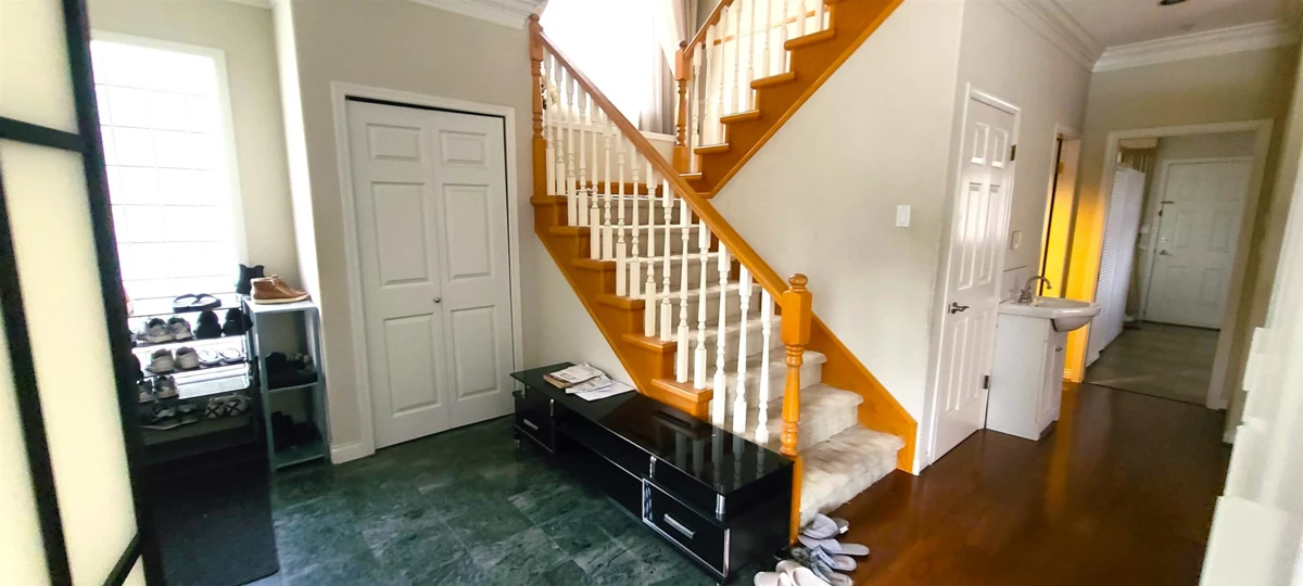 Family Room Photo of 8038 Montcalm Street, Vancouver, BC
