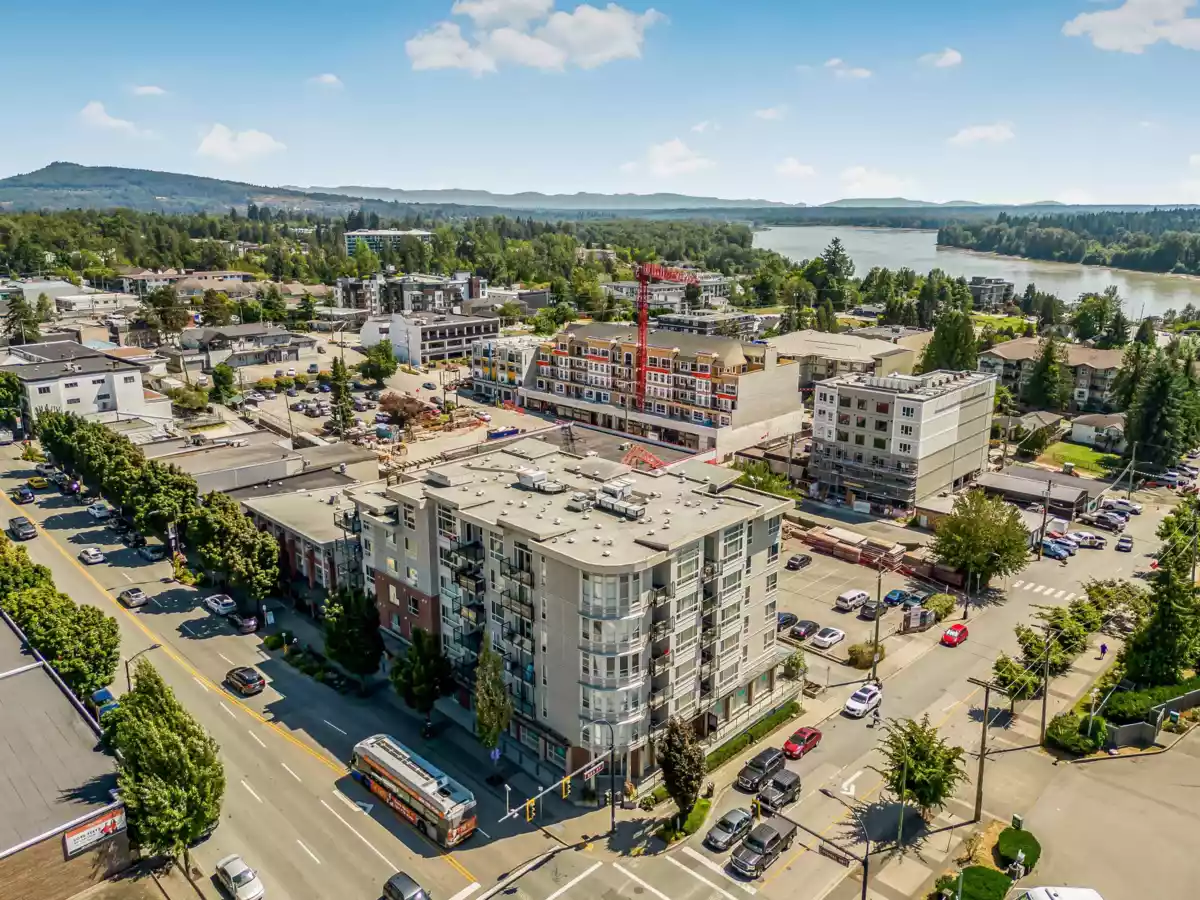 Hot Tub / Spa Photo of 604 22318 Lougheed Highway, Maple Ridge, BC