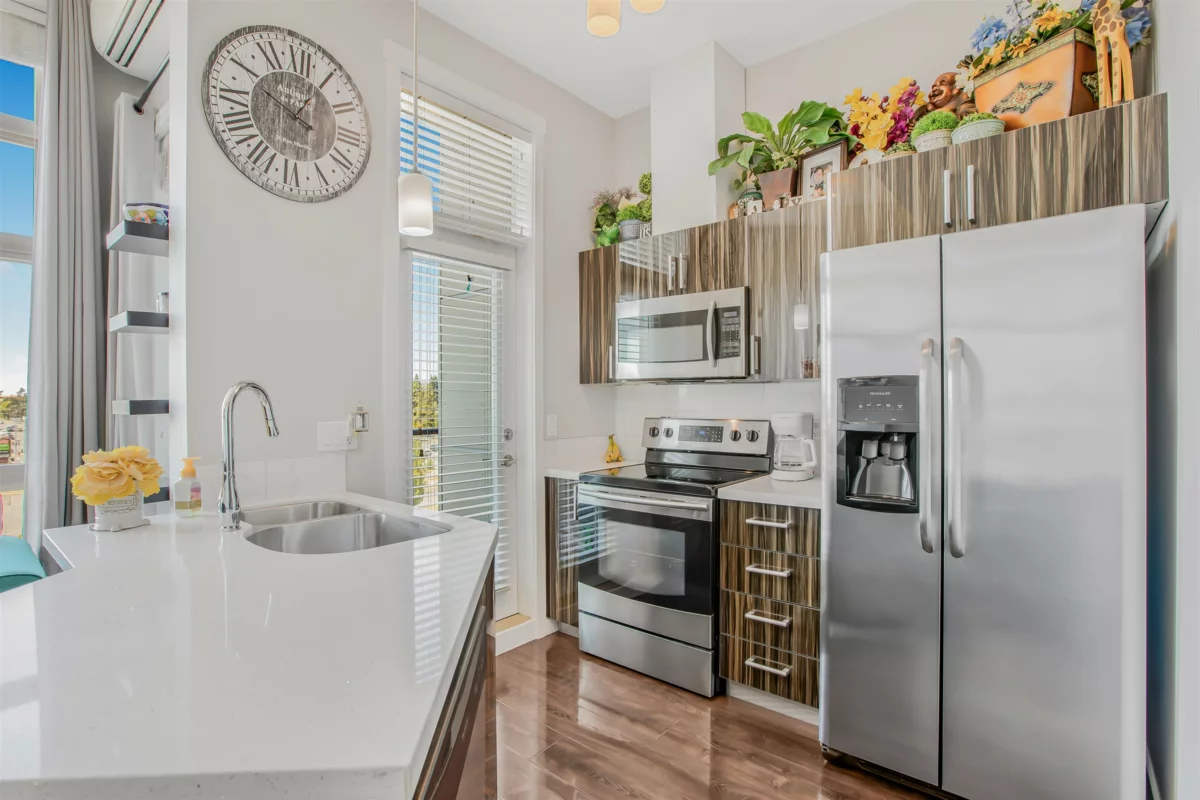 Living Room Photo of 604 22318 Lougheed Highway, Maple Ridge, BC