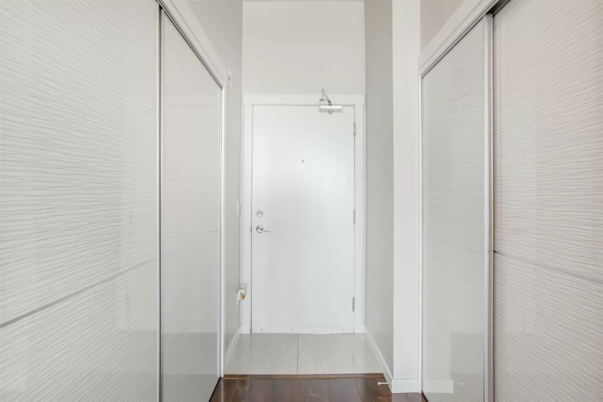 Mudroom Photo of 604 22318 Lougheed Highway, Maple Ridge, BC