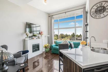 604 22318 Lougheed Highway, Maple Ridge, BC, West Central — 1 bed apartment/condo for sale