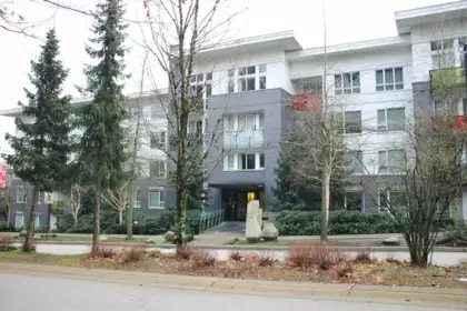 303 9250 University High Street, Burnaby, BC, Simon Fraser Univer. — 1 bed apartment/condo for sale