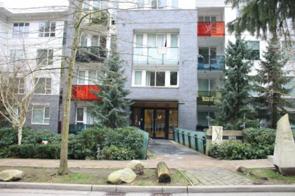 303 9250 University High Street, Burnaby, BC