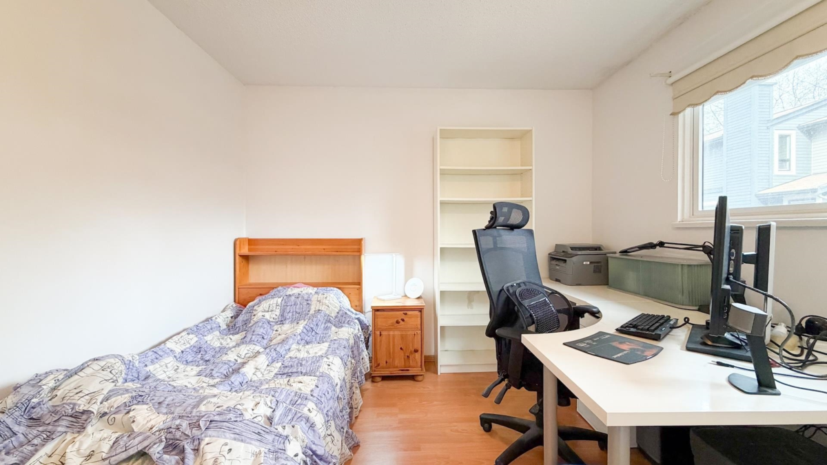 Primary Bathroom Photo of 7438 Echo Place, Vancouver, BC