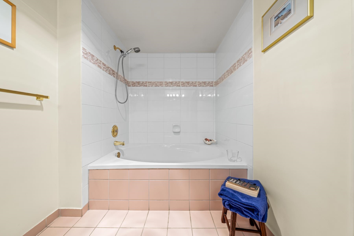 Guest Bathroom Photo of 502 1235 Quayside Drive, New Westminster, BC