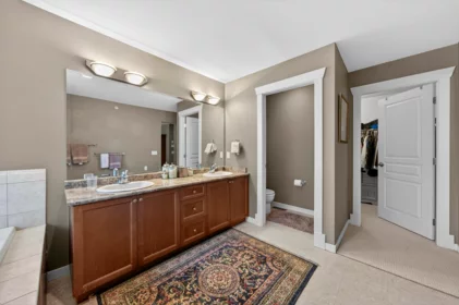 Entry Foyer Photo of 10668 245b Street, Maple Ridge, BC
