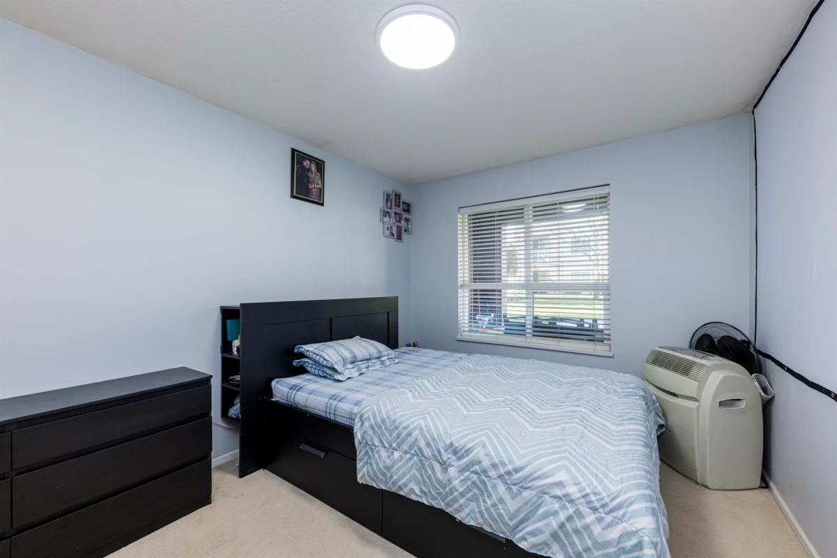Office / Den Photo of 118 8068 120a Street, Surrey, BC