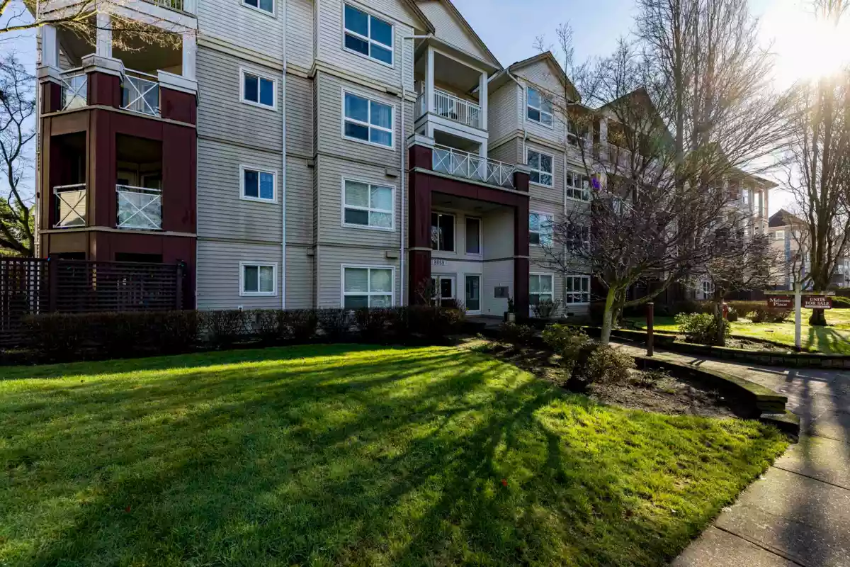 Playground / Recreational Area Near 118 8068 120a Street, Surrey, BC