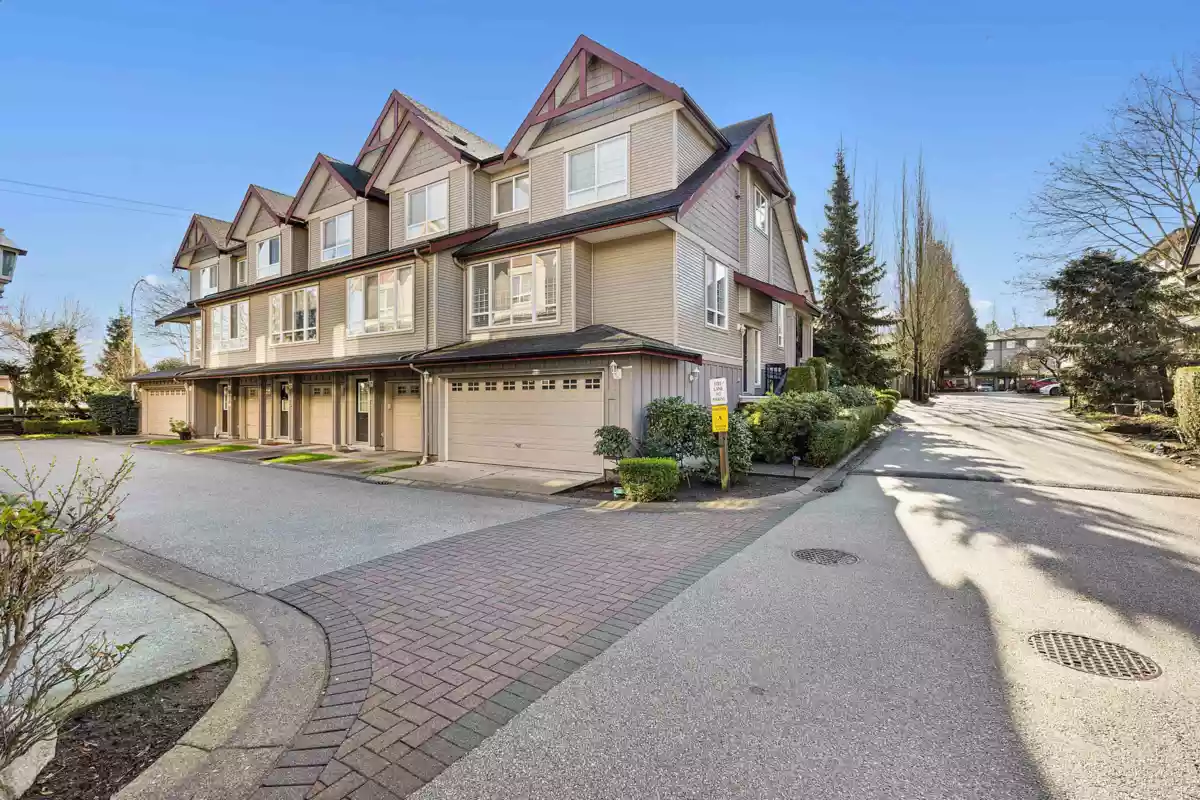 Exterior Front Photo of 17 16772 61 Avenue, Surrey, BC