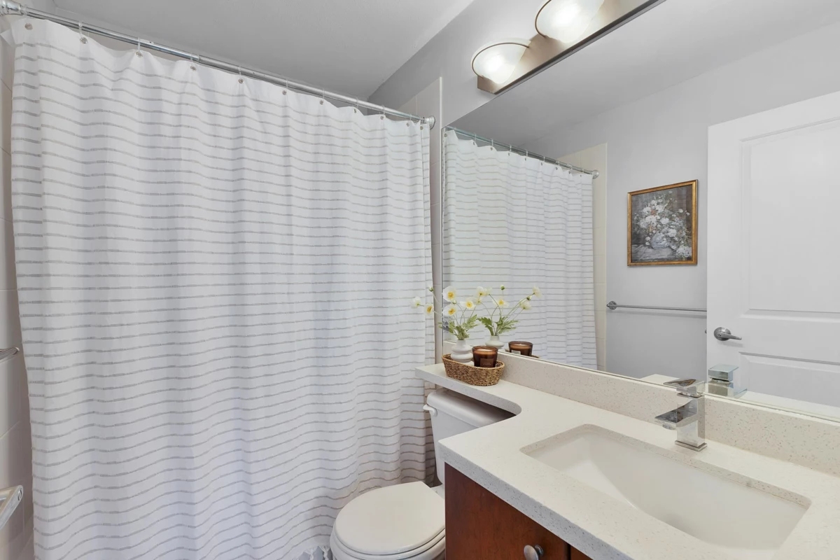 Powder Room Photo of 17 16772 61 Avenue, Surrey, BC