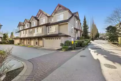 17 16772 61 Avenue, Surrey, BC, Cloverdale BC — 4 bed townhouse for sale