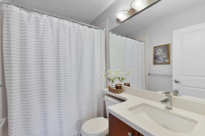 Powder Room Photo of 17 16772 61 Avenue, Surrey, BC