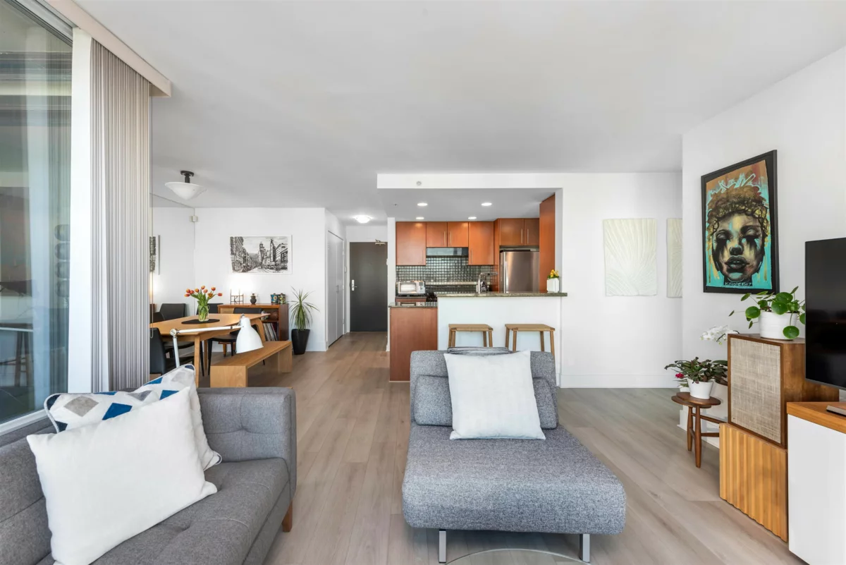 Kitchen Island Photo of 2105 455 Beach Crescent, Vancouver, BC