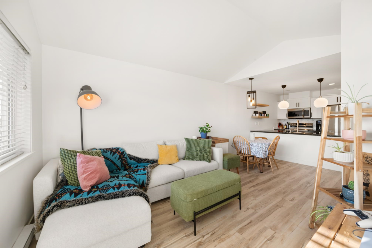 Bedroom 4 Photo of 308 19774 56 Avenue, Langley, BC