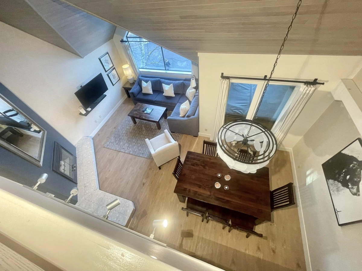 Primary Bathroom Photo of Week 11 4293 Mountain Square, Whistler, BC