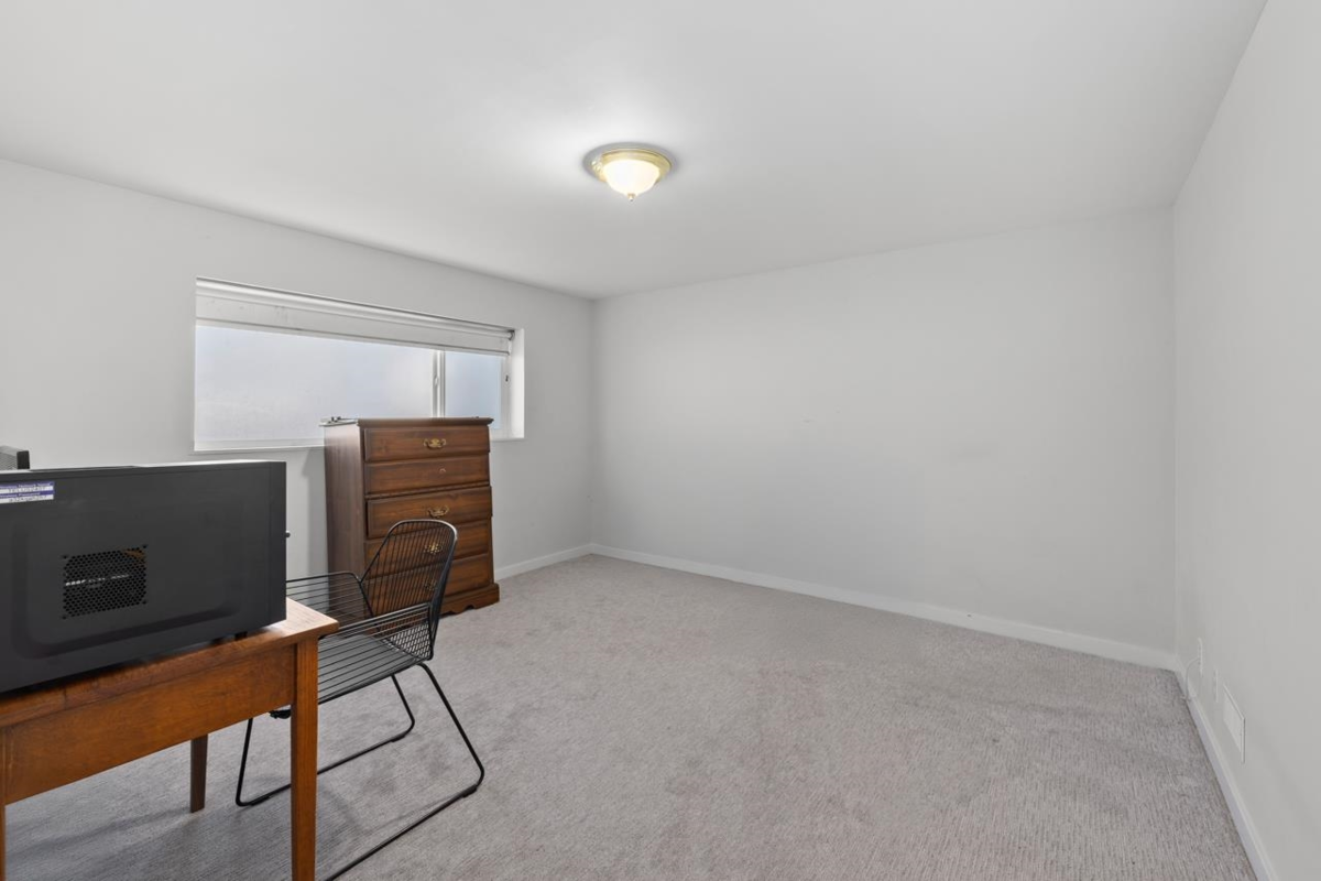 Bedroom 4 Photo of 6530 Dunbar Street, Vancouver, BC