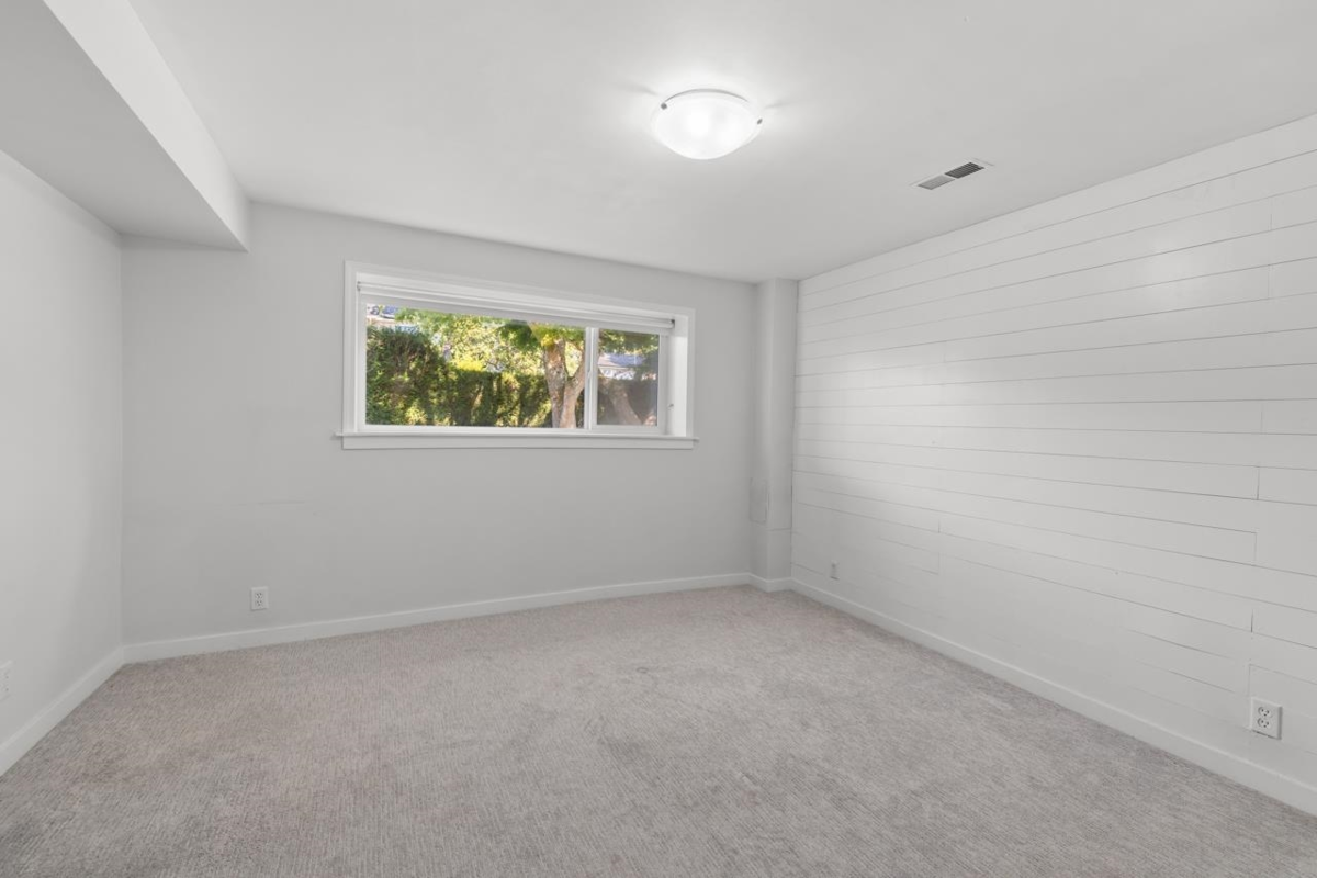 Mudroom Photo of 6530 Dunbar Street, Vancouver, BC