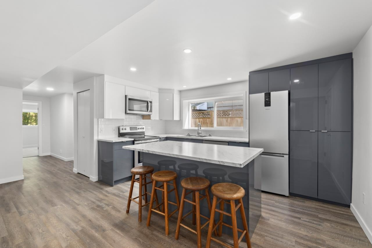 Powder Room Photo of 6530 Dunbar Street, Vancouver, BC