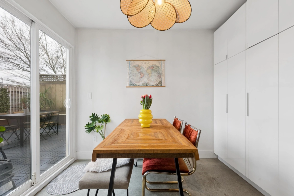 Breakfast Nook Photo of 105 507 E 6th Avenue, Vancouver, BC