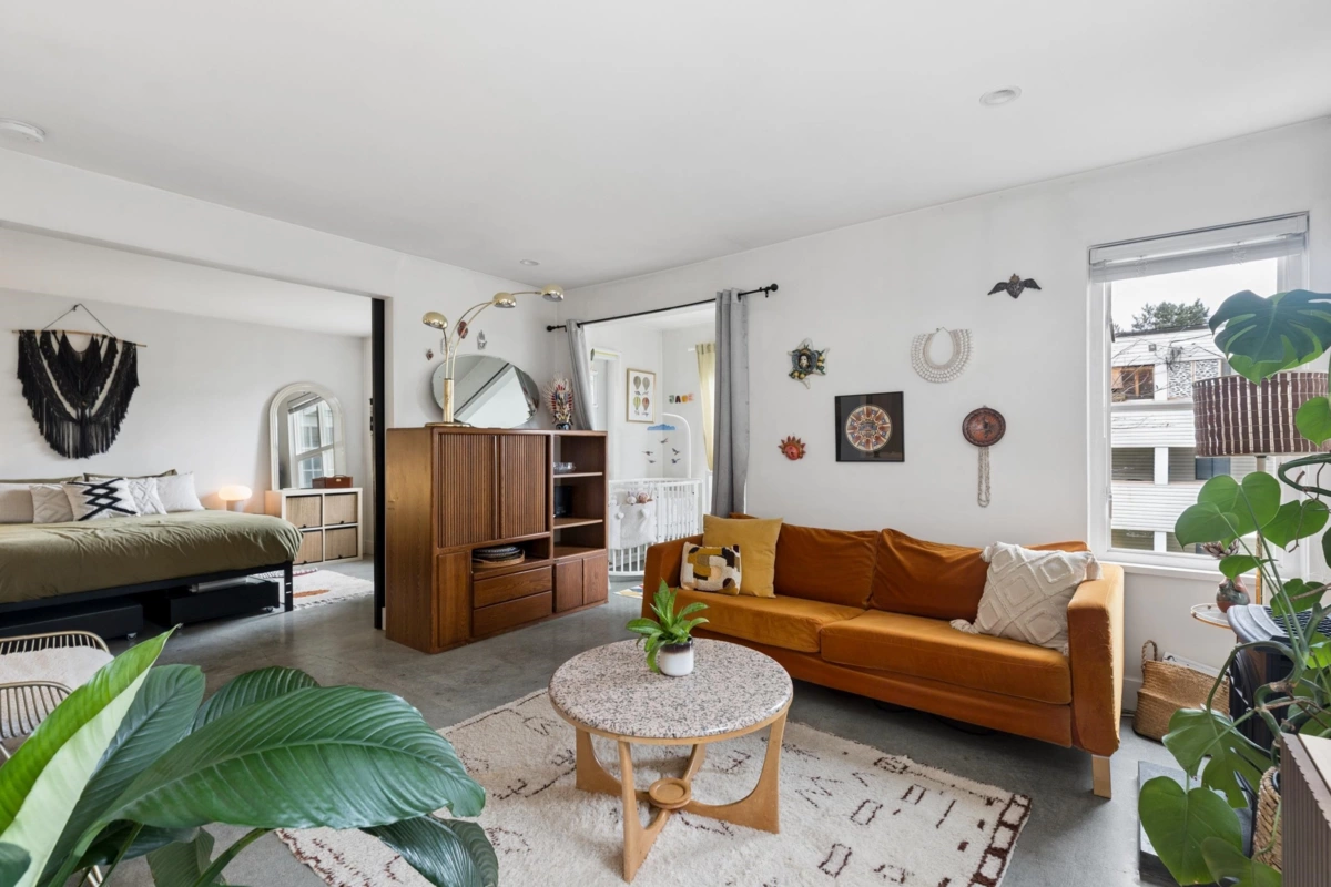 Family Room Photo of 105 507 E 6th Avenue, Vancouver, BC