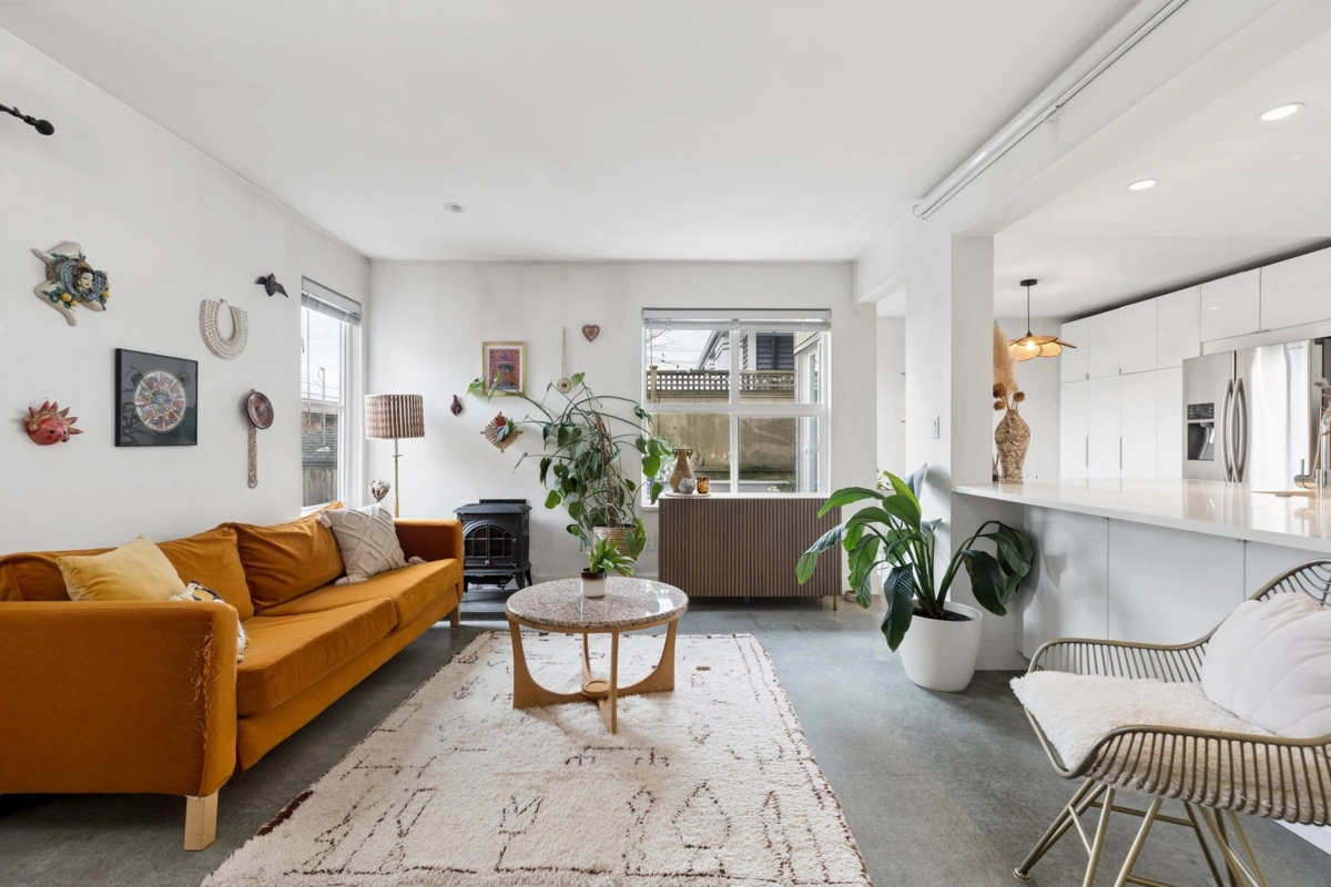 Kitchen Photo of 105 507 E 6th Avenue, Vancouver, BC