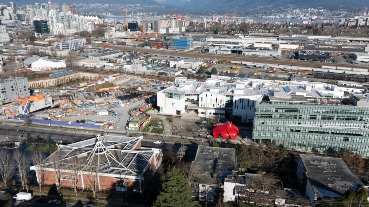 Outdoor Kitchen Photo of 105 507 E 6th Avenue, Vancouver, BC