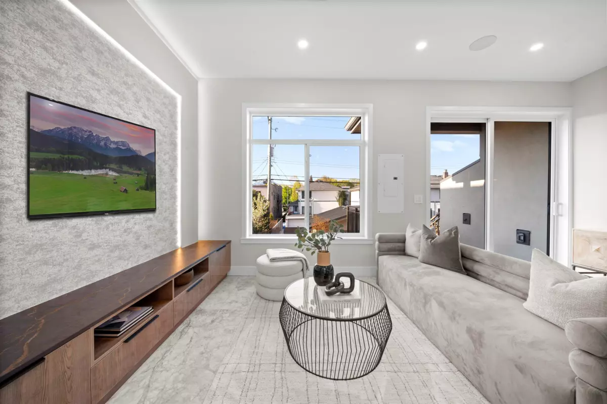 Bedroom 3 Photo of 2455 W 10th Avenue, Vancouver, BC