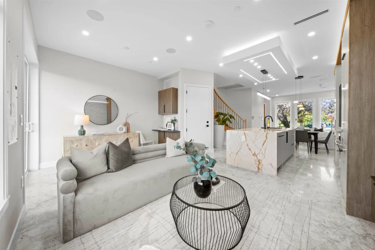 Kitchen Island Photo of 2455 W 10th Avenue, Vancouver, BC