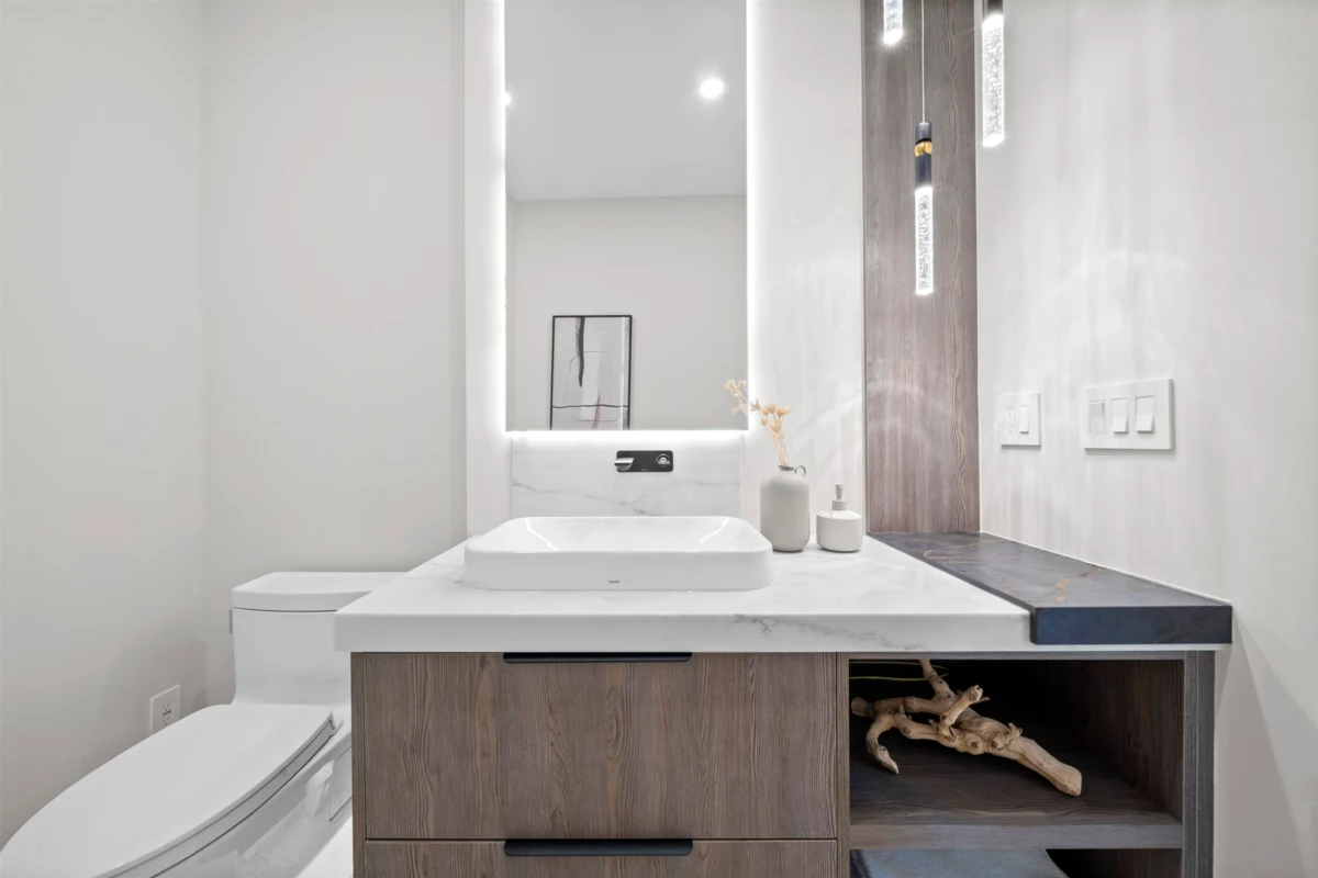 Mudroom Photo of 2455 W 10th Avenue, Vancouver, BC