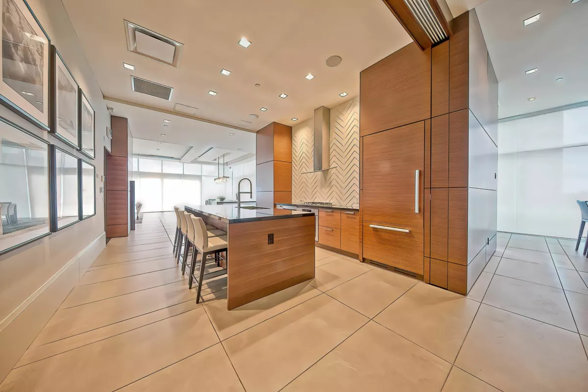 Guest Bathroom Photo of 2703 4360 Beresford Street, Burnaby, BC