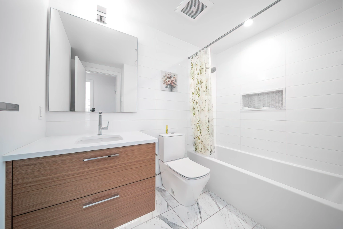 Walk-In Closet Photo of 2703 4360 Beresford Street, Burnaby, BC