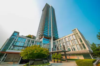 2703 4360 Beresford Street, Burnaby, BC, Burnaby — Apartment/Condo for sale