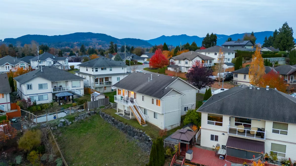 Neighborhood Park Photo Near 32464 Bobcat Drive, Mission, BC