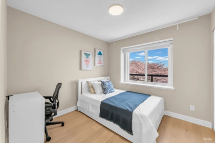 Powder Room Photo of 65 Ellesmere Avenue, Burnaby, BC