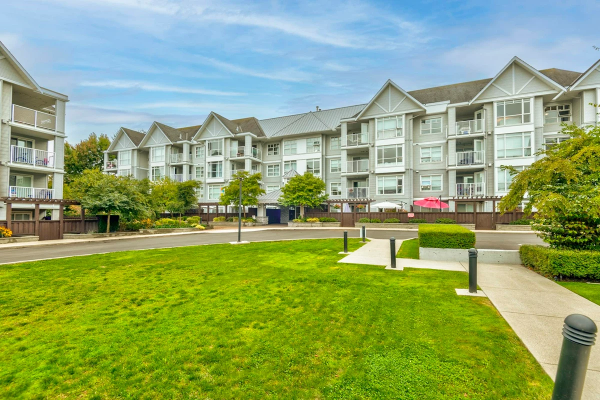 Mudroom Photo of 113 3148 St Johns Street, Port Moody, BC