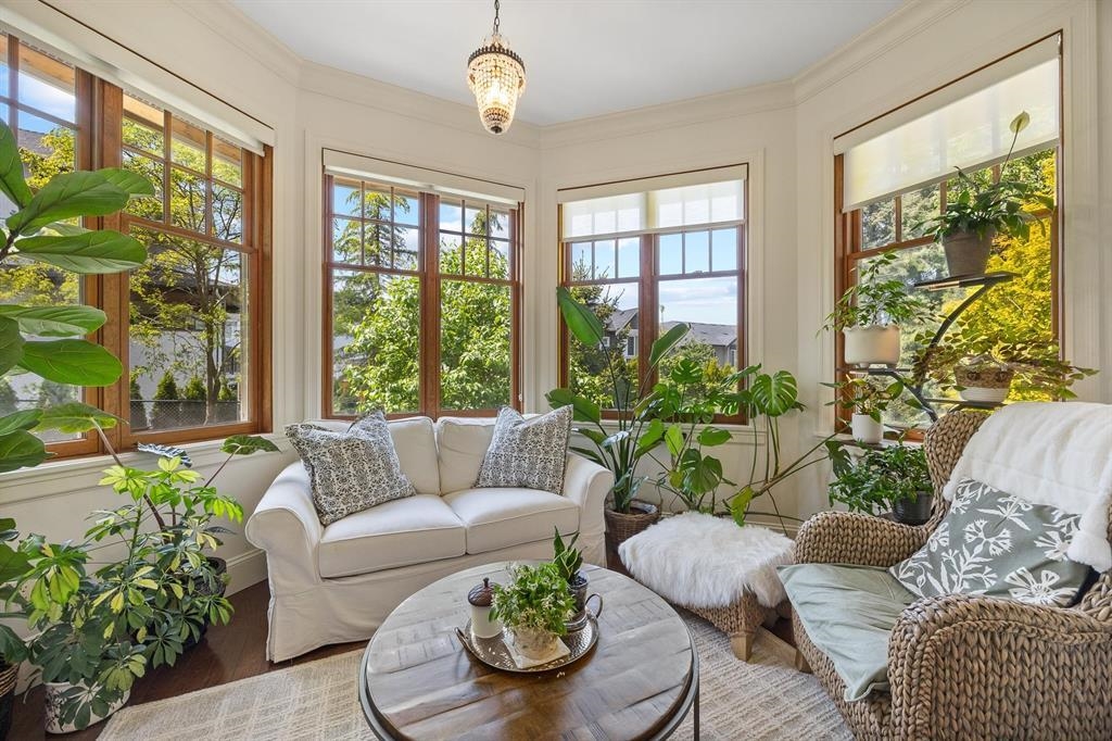 Breakfast Nook Photo of 16211 29 Avenue, Surrey, BC